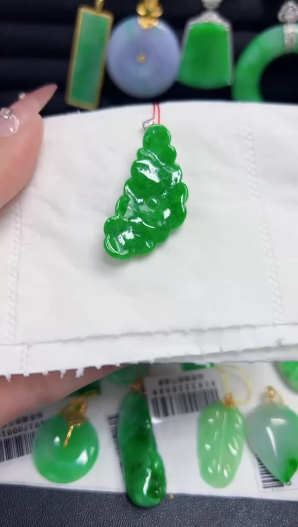【闪购商品】翡翠颈饰18K金镶嵌Y缅料A货/支持复检/一件