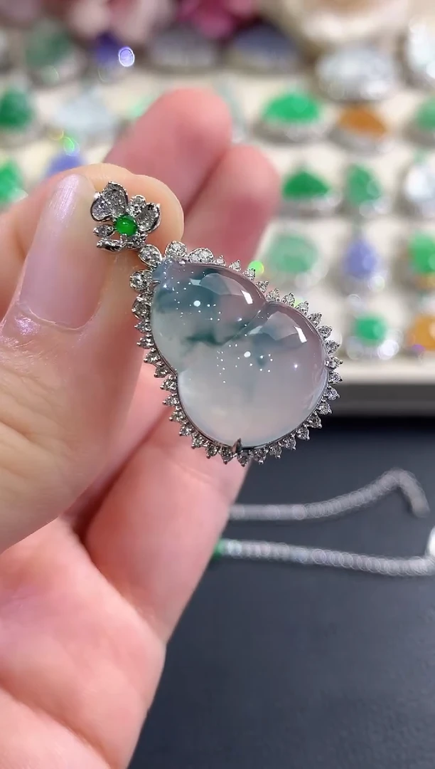 吊坠(不含链)18K金镶嵌翡翠b111