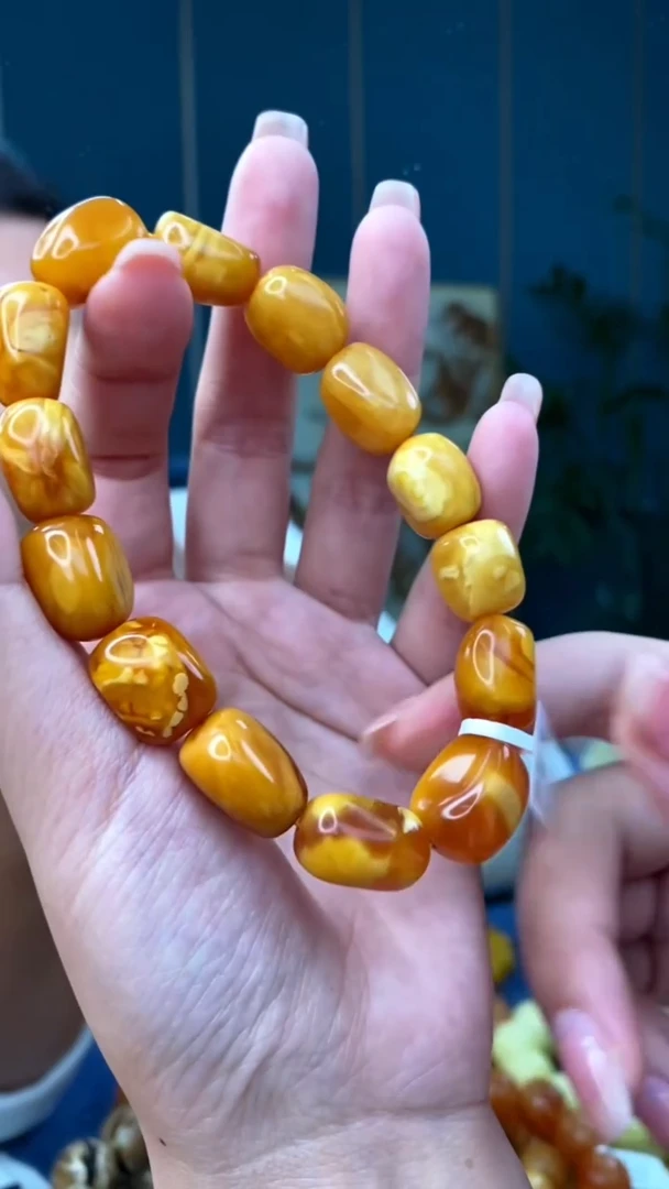 裸石琥珀未镶嵌11/20多样性发其一171