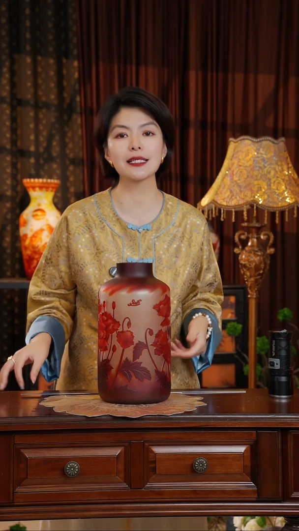 琉璃葛蕾。。。。。。。