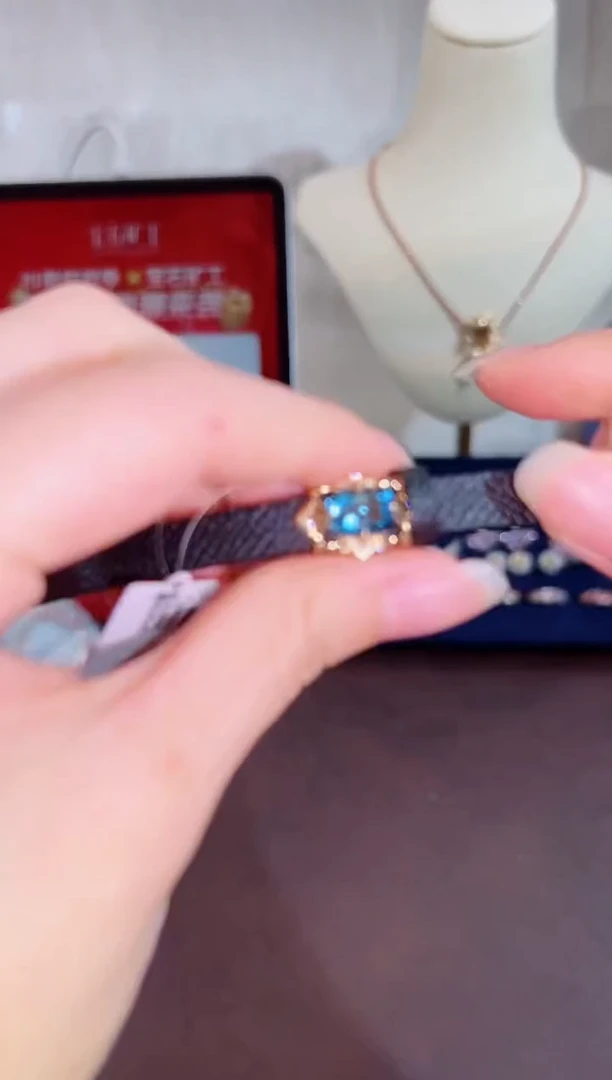 颈饰18K金镶嵌托帕石BN16760-D#-Y#73