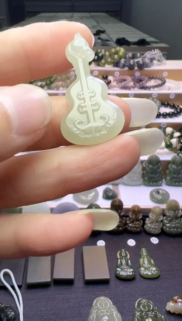 颈饰未镶嵌和田玉121号链接