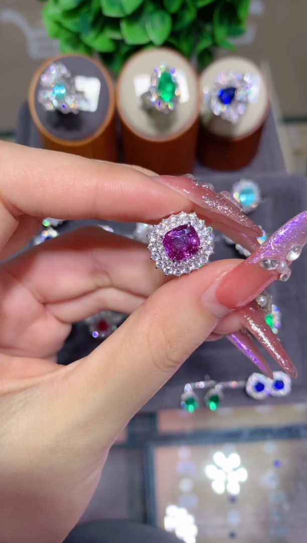 戒指彩色蓝宝石铂Pt950镶嵌2.53CT