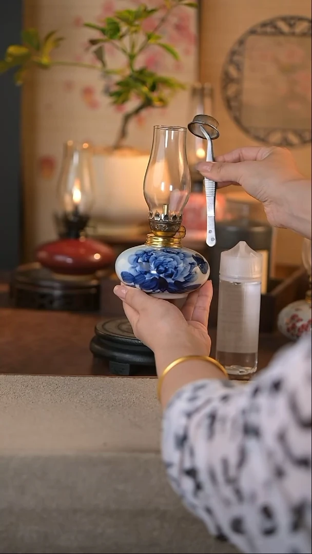景德镇陶瓷香薰灯摆件