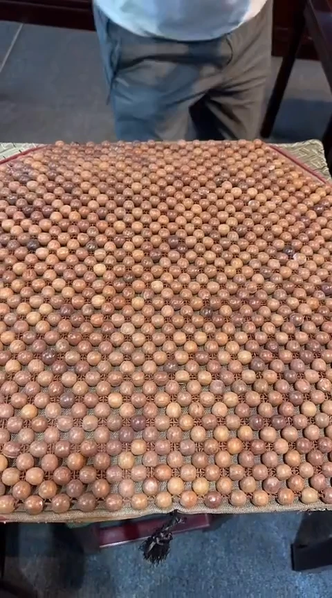 黑酸枝木类坐具45x45座垫