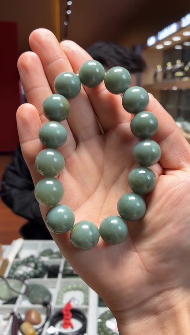 未镶嵌手串和田玉叶城瓷蓝16圆