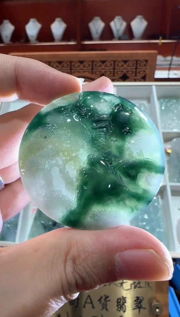 翡翠挂件未镶嵌A货翡翠多样性孤品