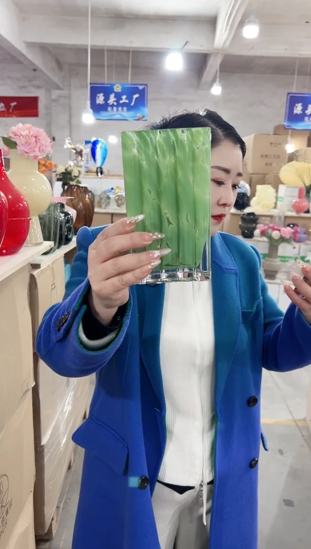 【闪购商品】玻璃花伴你花瓶微瑕-CZJ14