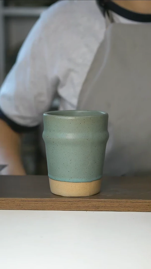 微瑕出丹麦植物釉绿色手握杯300ml@4-2@