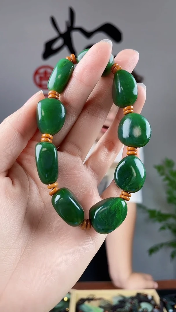 和田玉未镶嵌颈饰拍一发一，多样性发货