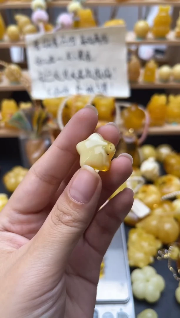 琥珀未镶嵌珠宝奇石055琥珀蜜蜡微瑕