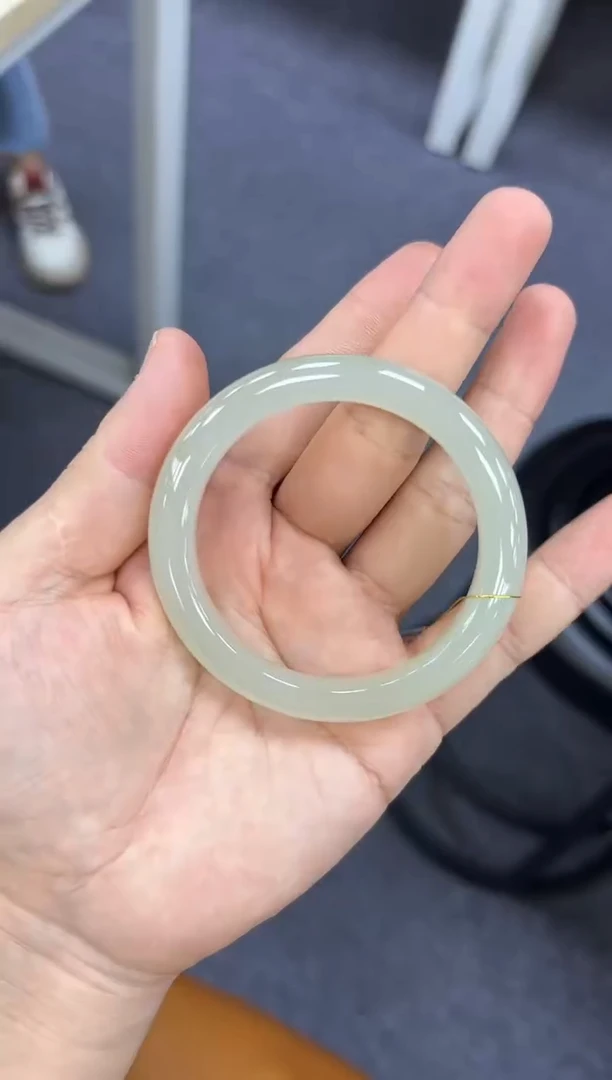 未镶嵌手镯和田玉57  173