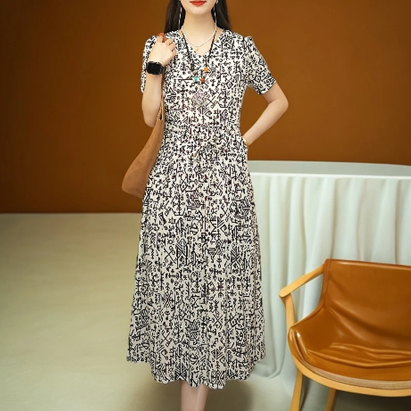 妈妈装连衣裙女装碎花夏装显瘦中老年收腰时尚夏装中长款裙子