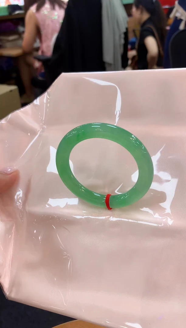 翡翠手镯未镶嵌缅甸天然A货翡翠手镯2号