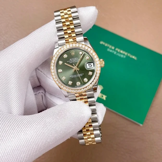 未使用 Rolex/劳力士 礼尚往来卡25年278383劳力士女表4238Q