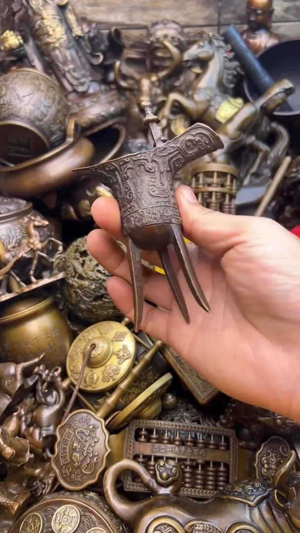 精美铜器，点击下单