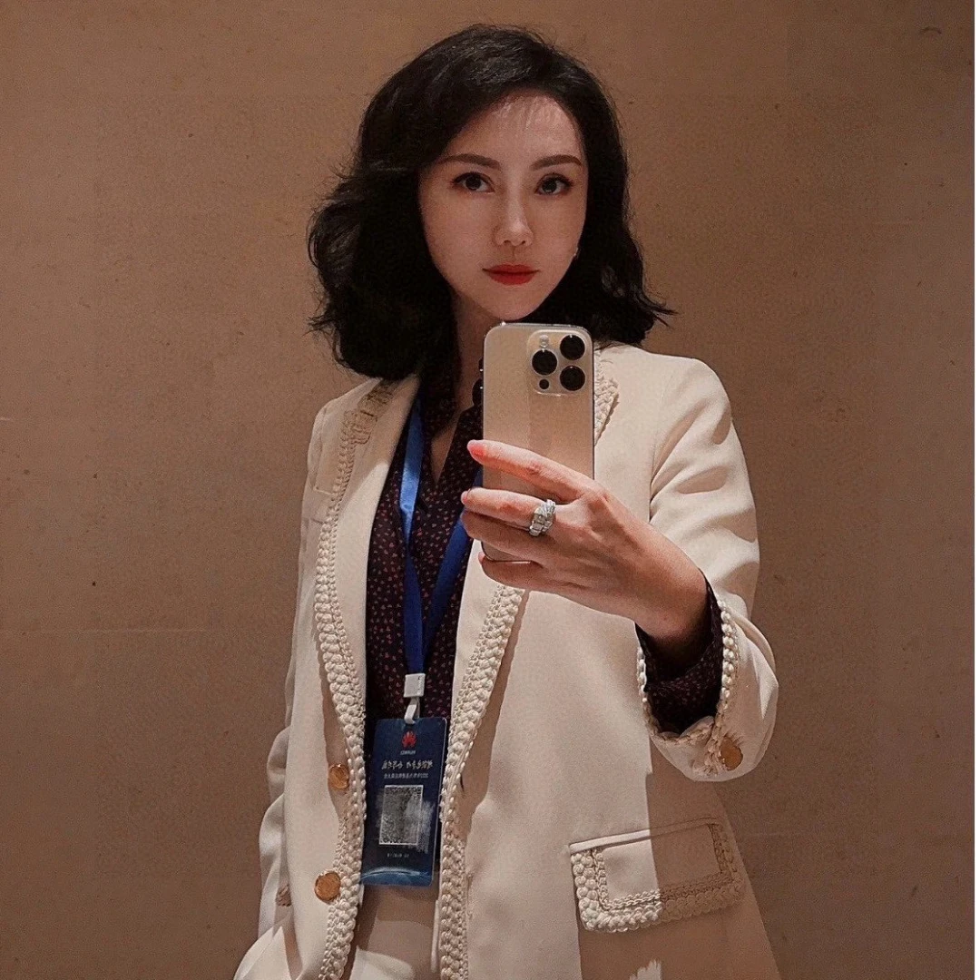 99新 GUCCI/古驰 白色外套/尺码40/FH008133