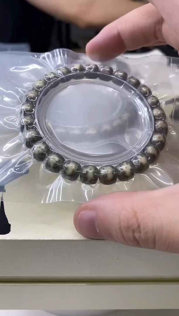 星月菩提手串191-绿包白9*8mm