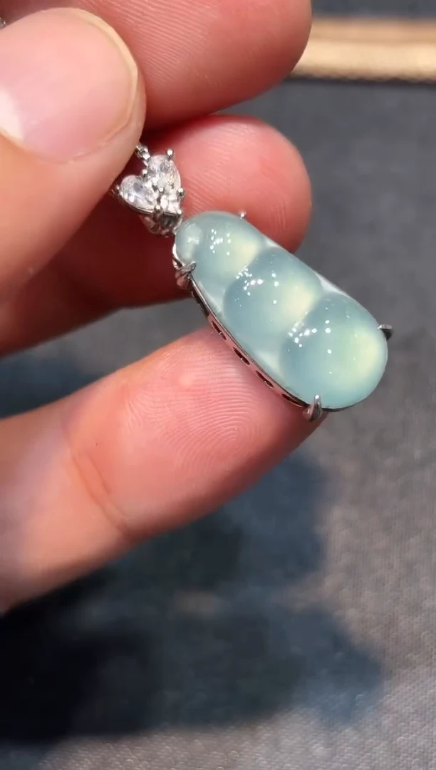 吊坠(不含链)未镶嵌翡翠多样性发货发其一