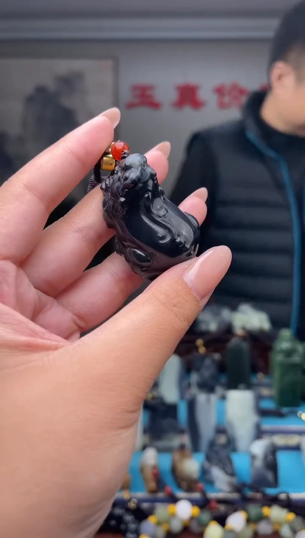 未镶嵌和田玉挂件1