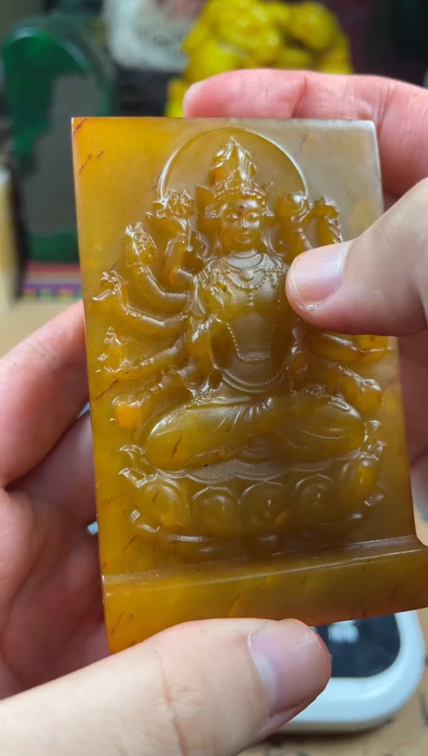 寿山石印石田黄千手观音