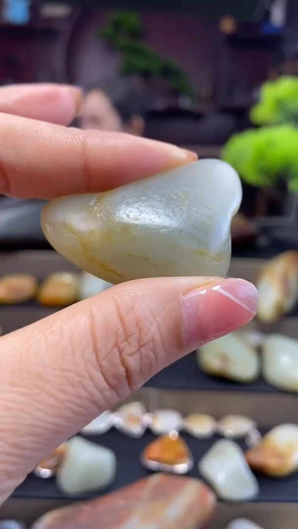 和田玉未镶嵌挂件和田玉吊坠挂件精美