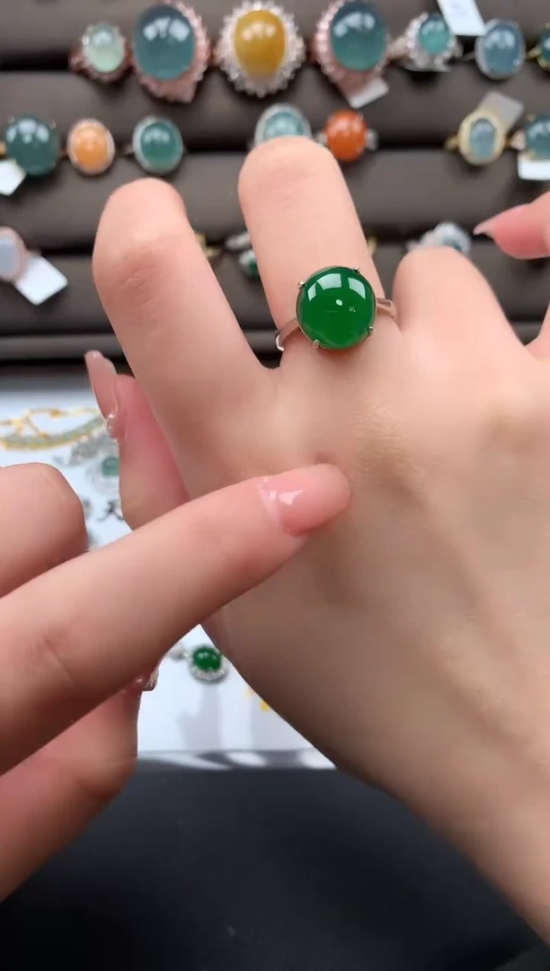 【闪购商品】翡翠戒指银S925镶嵌52114
