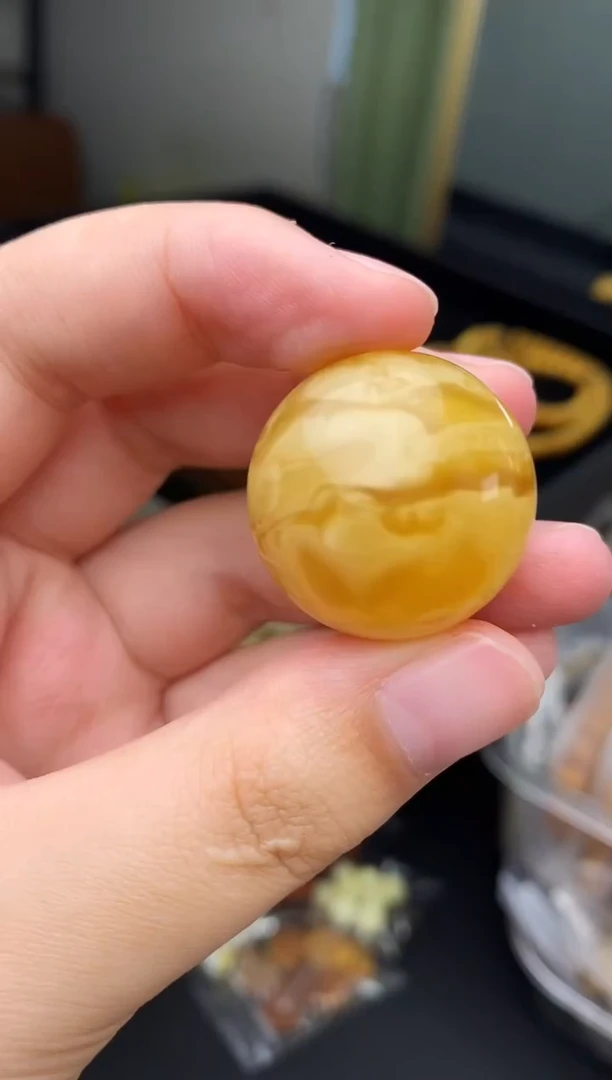蜜蜡未镶嵌珠宝奇石20