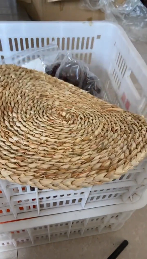 无运费险有瑕疵的摄影的产品有使用过的痕迹有点脏介意勿拍
