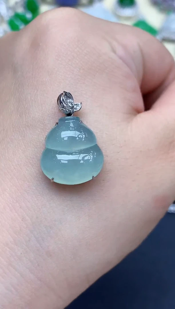 颈饰18K金镶嵌翡翠357-中国好珍宝