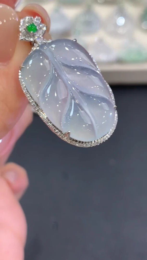 吊坠(不含链)18K金镶嵌翡翠q32