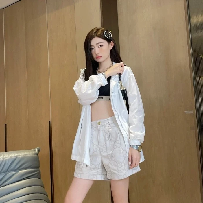 99新 GUCCI/古驰  HW0863 logo提花满印休闲短裤 40 M码