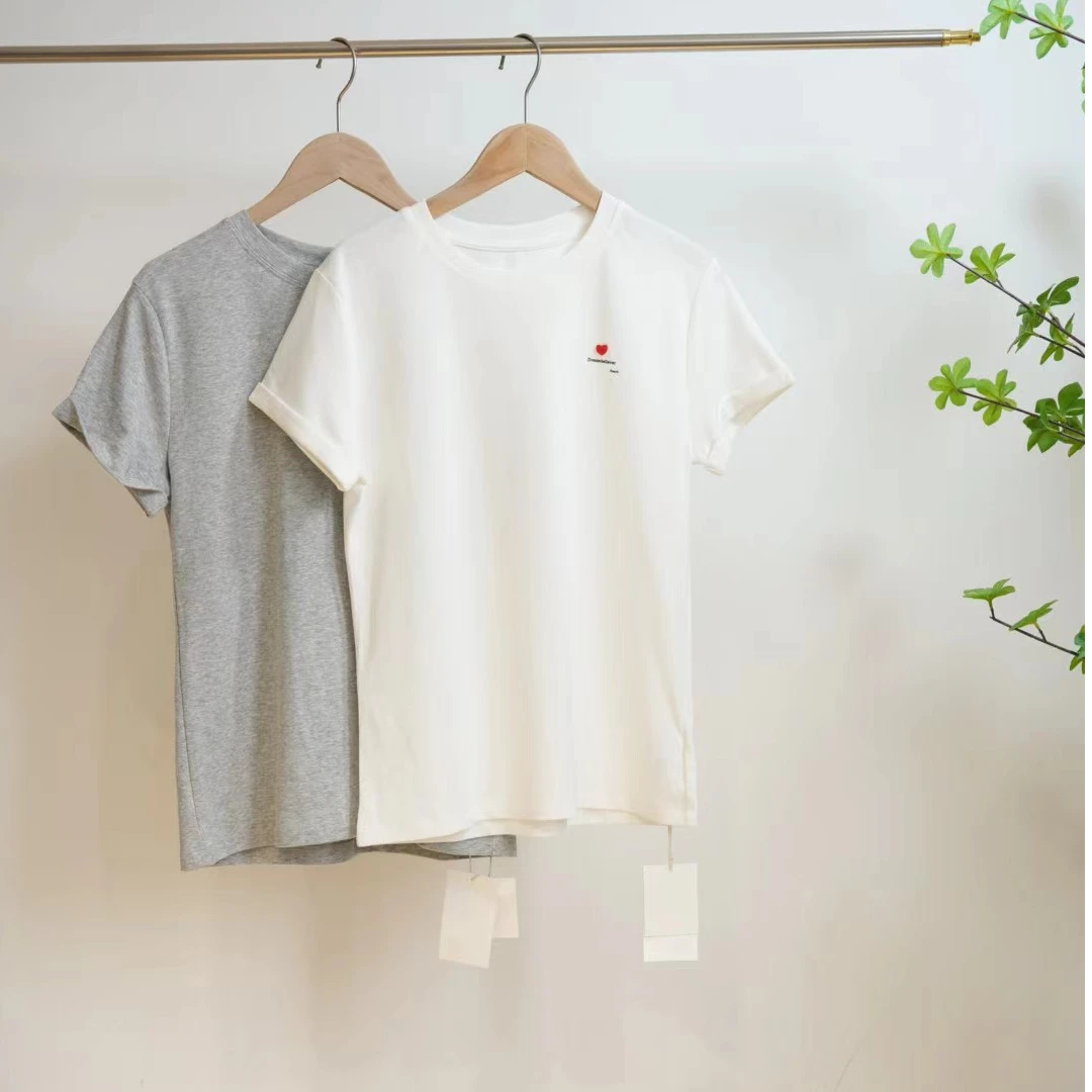 2-691-一款两色小爱心刺绣夏季简约圆领短袖T恤女（9111）