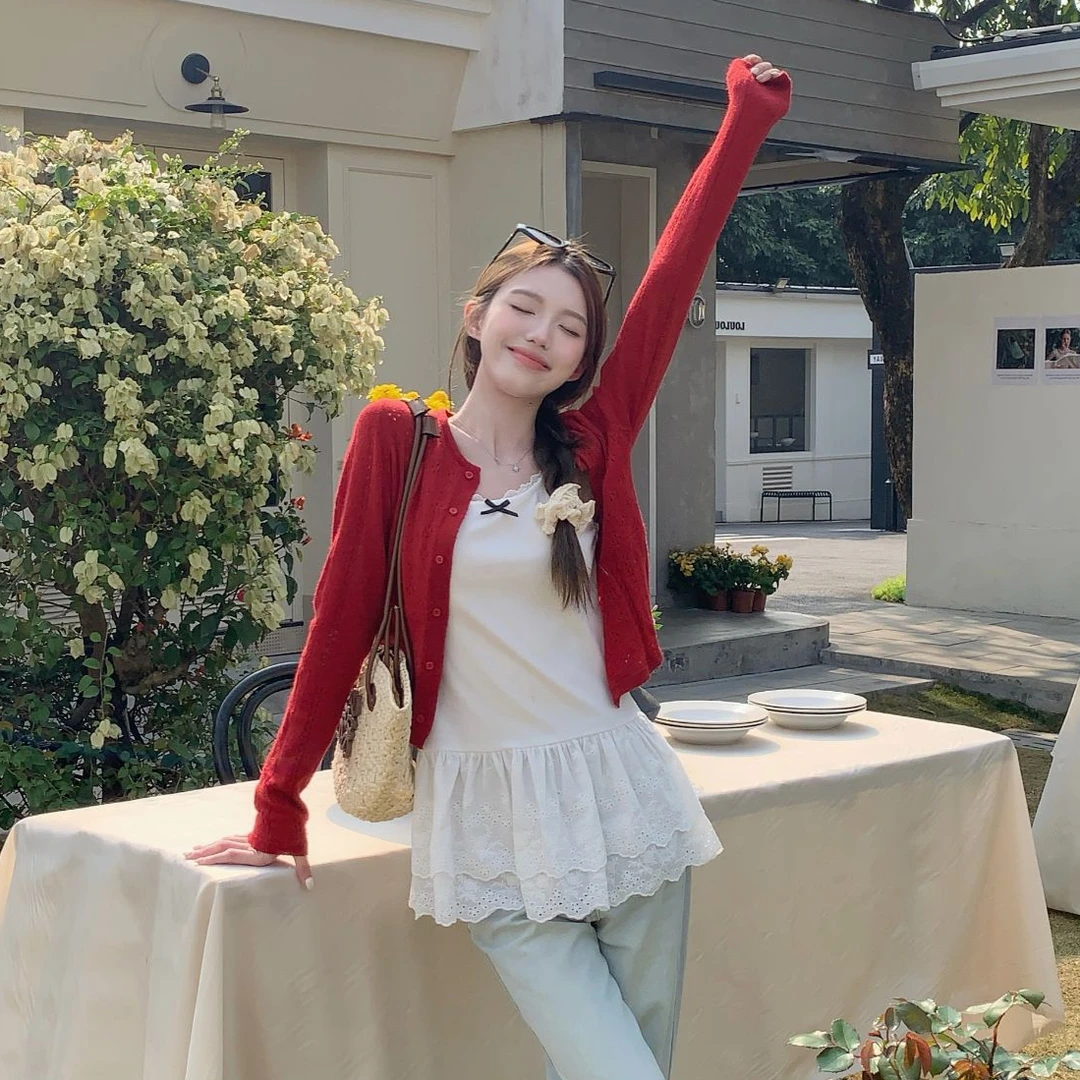 【蕾丝吊带】芭蕾风蕾丝下摆花边拼接吊带背主上衣