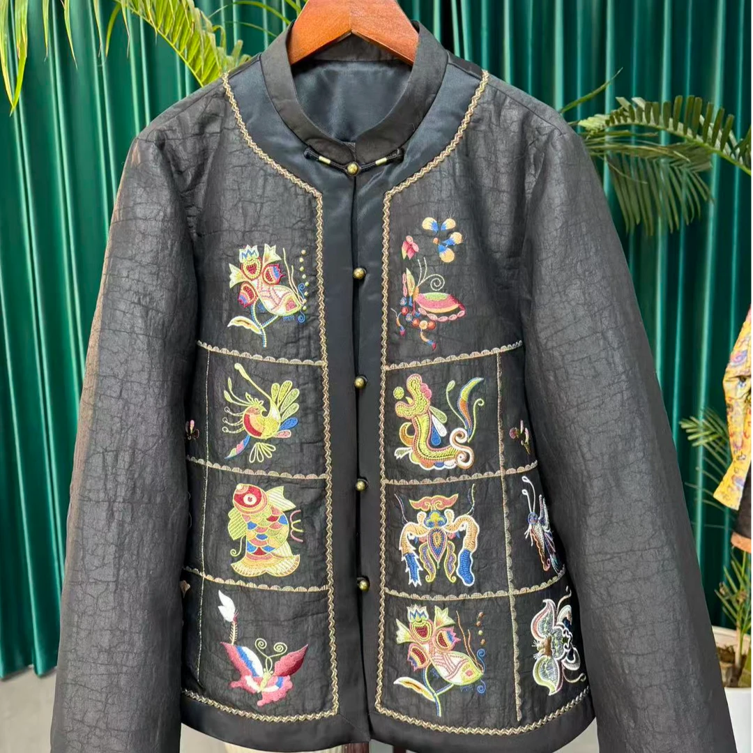 筱歌国风桑蚕丝香云纱苗绣鹅绒服厚款刺绣