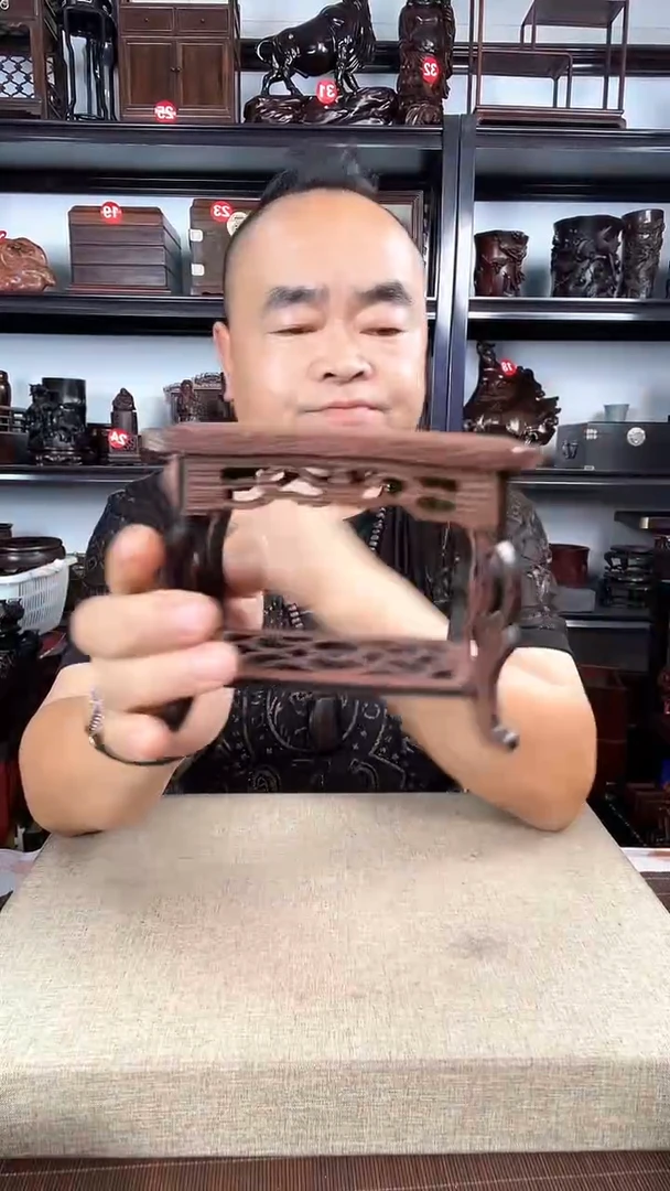 木新款海马几老李红木工艺品