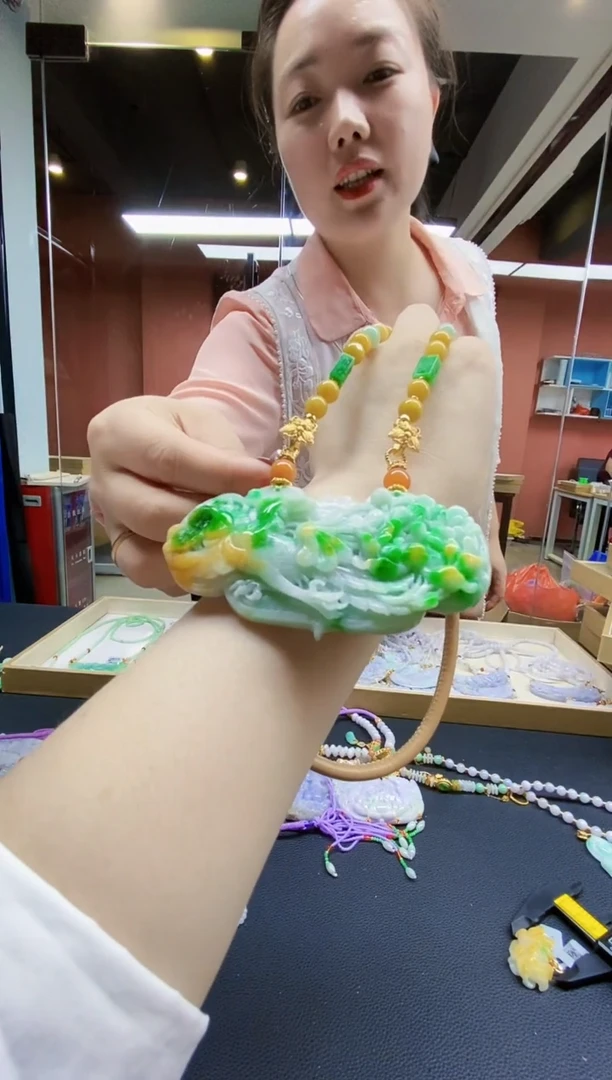 颈饰未镶嵌翡翠翡翠吊坠