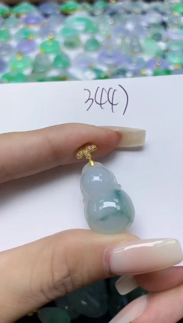 翡翠未镶嵌颈饰天然缅甸翡翠A货