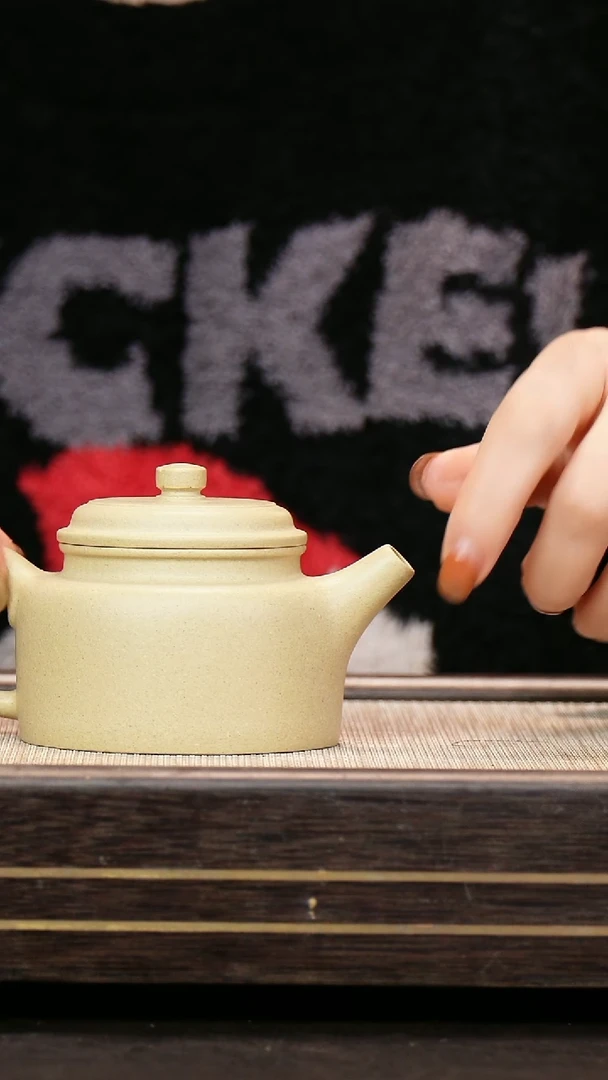 茶壶紫砂原矿本绿 德钟