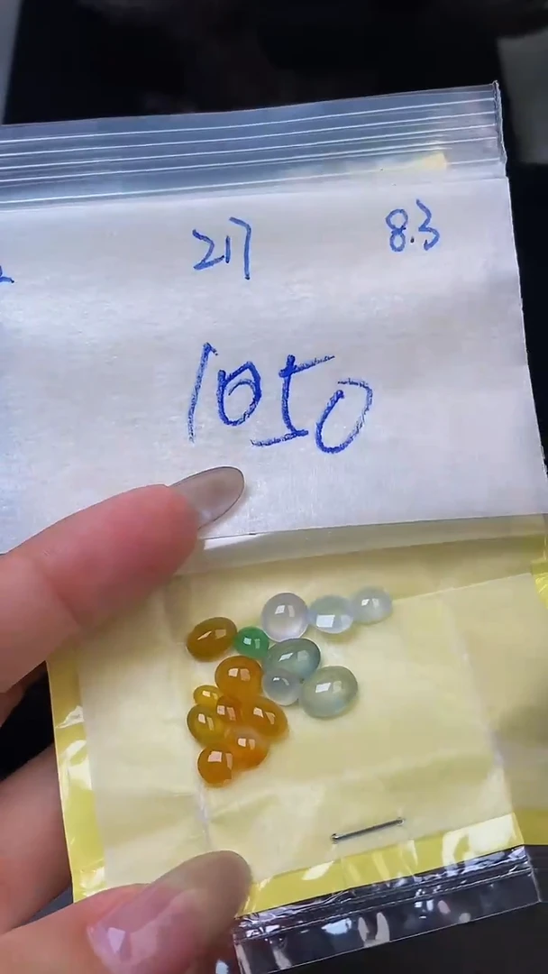 翡翠裸石未镶嵌缅甸天然翡翠A 货217