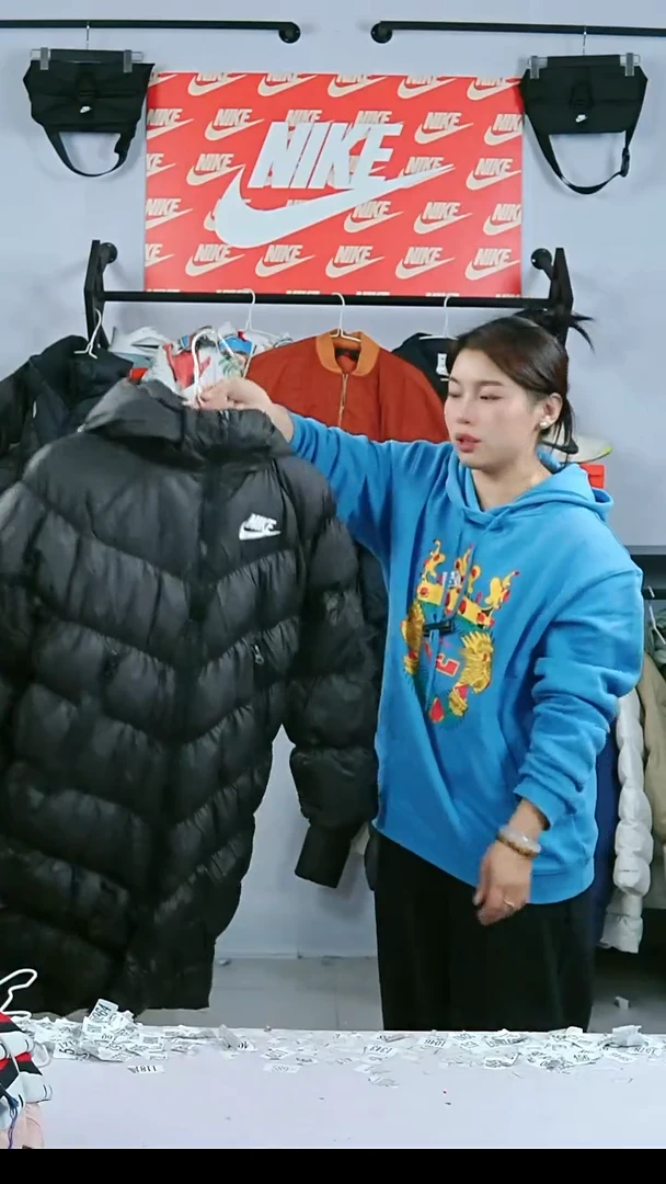 176闪购编码运动衣以直播间过款为准尺码XS