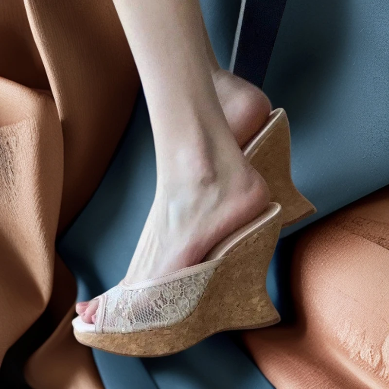 2025新款厚底增高显瘦11.5公分性感蕾丝中古风性感鱼嘴凉鞋高跟鞋