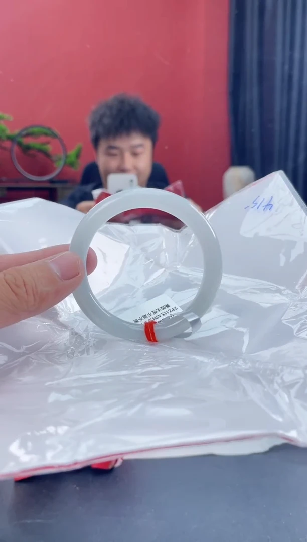 未镶嵌手镯翡翠2