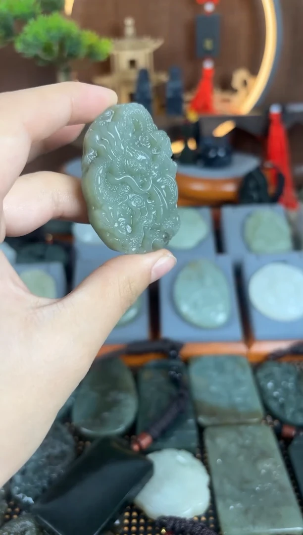 【闪购商品】和田玉颈饰未镶嵌1