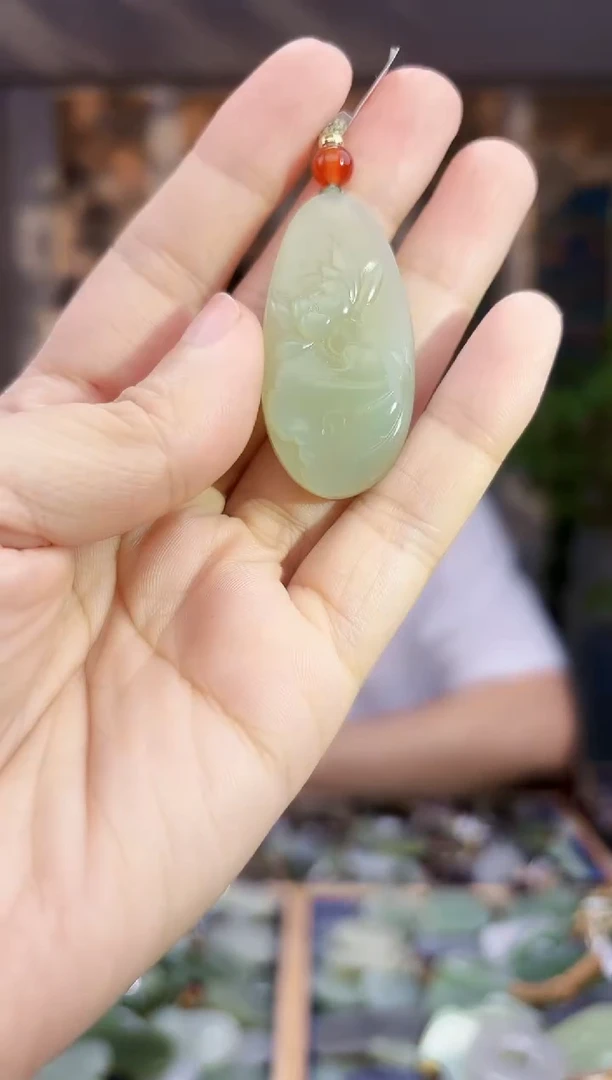 和田玉未镶嵌挂件拍一发一