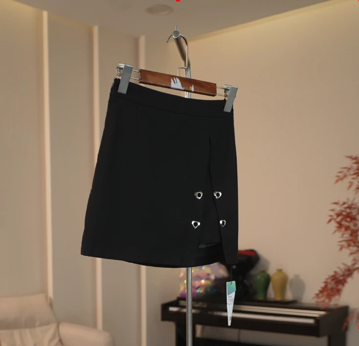 G402 小心机开叉下摆防走光内衬黑色半身裙 7G79