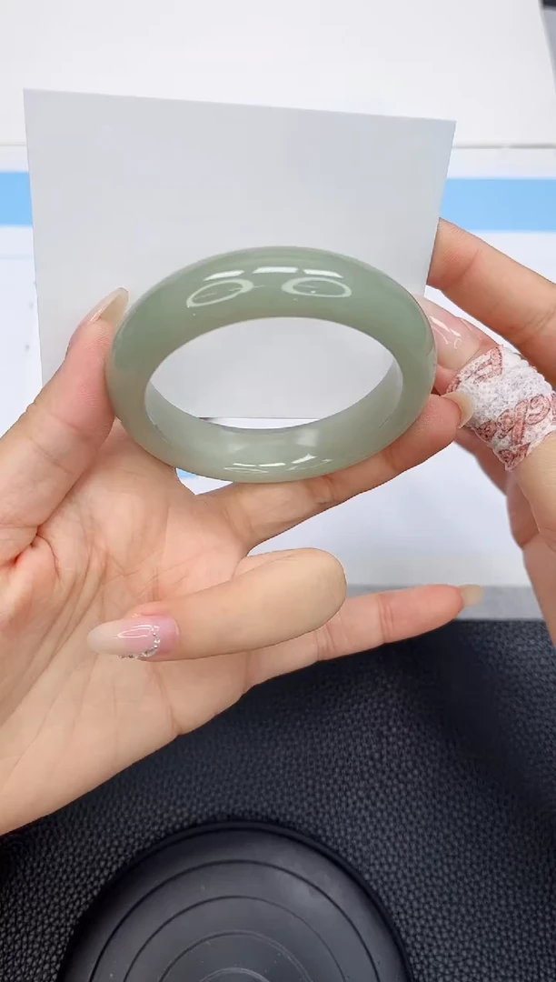 石英质玉手镯未镶嵌81-54.2