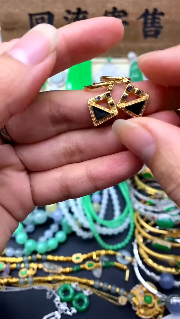 【闪购商品】翡翠耳饰18K金镶嵌481-中国好珍宝