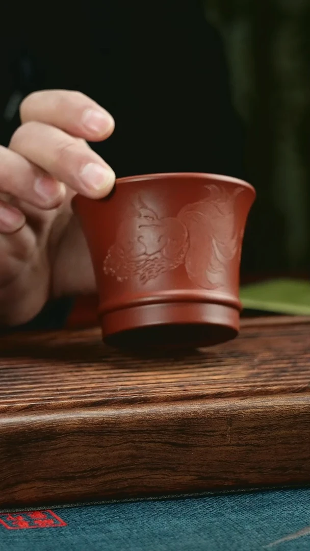 【闪购商品】紫砂茶杯精刻九尾狐