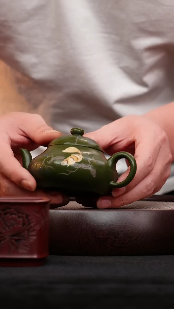 茶壶紫砂宜兴紫砂壶绿泥泥绘